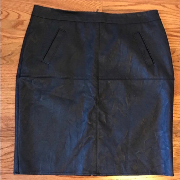 Gently used Cabi faux leather black skirt - Picture 4 of 5